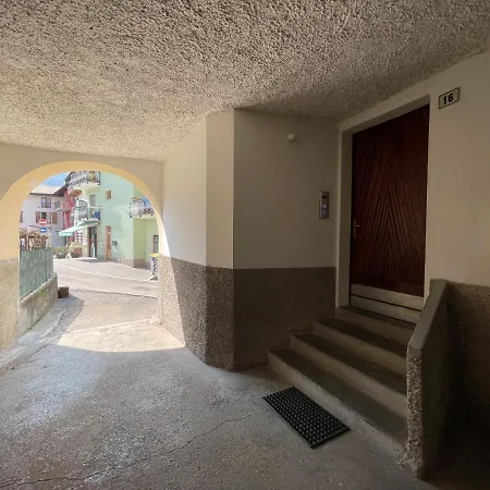 Casa Revolta *